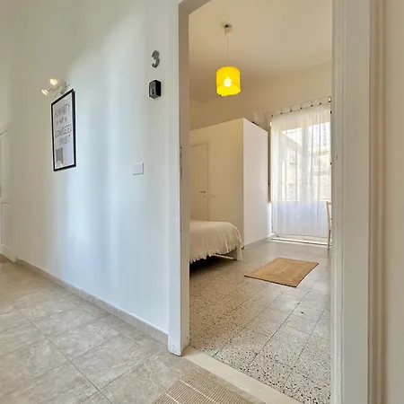 Residenza Caracciolo Konukevi 3*